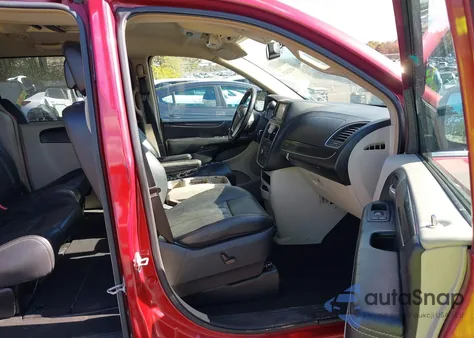 2012 Chrysler Town & Country Touring из США, поврежденный, VIN 2C4RC1BG7CR227128